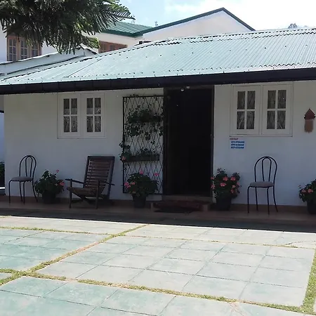 Inn Holiday Bungalow