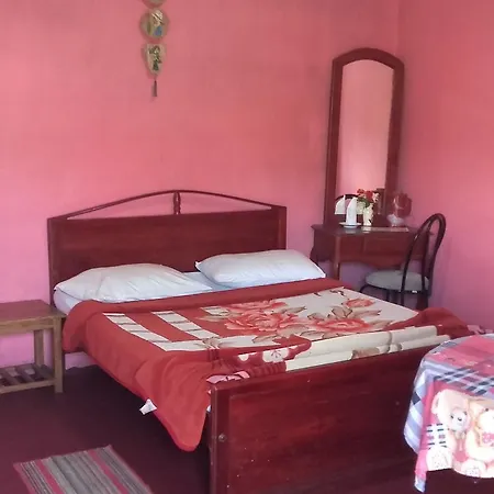 Holiday Bungalow Inn Nuwara Eliya