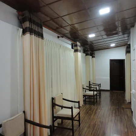 Ellitte Garden Hotel Nuwara Eliya