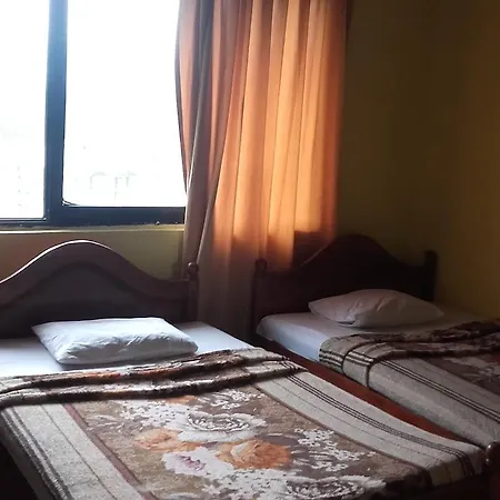 Nadee Nama Guest * Nuwara Eliya