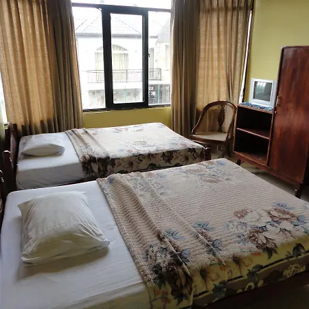 Nadee Nama Guest * Nuwara Eliya