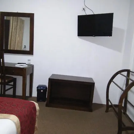 Hotel Ellitte Garden Nuwara Eliya