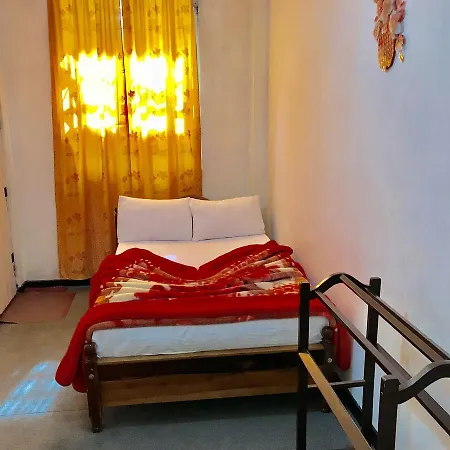 Red Rock Guest Guest house 2*