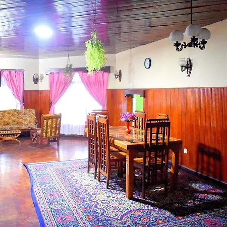 Bloomfield * Nuwara Eliya
