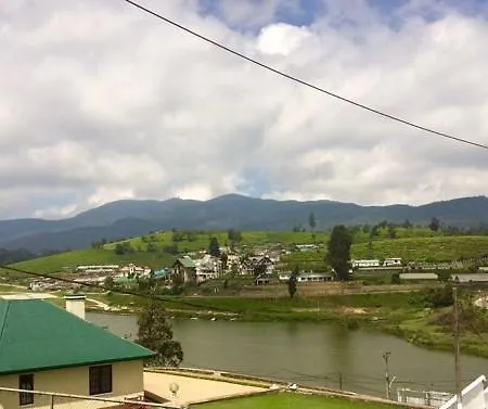 Hotel View & 3*