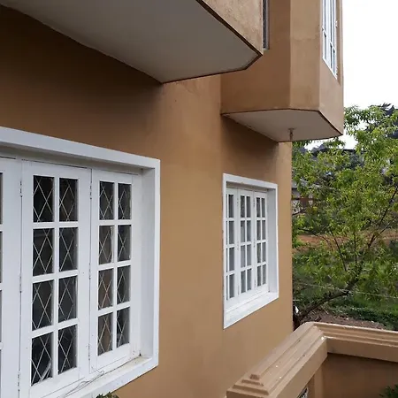Rainyfreindz Guest house