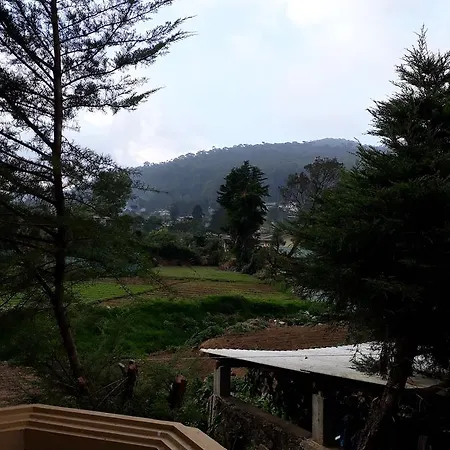 Rainyfreindz Guest house