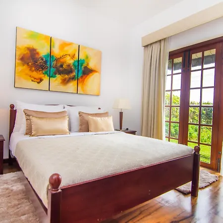 The Glenmor Bed & Breakfast