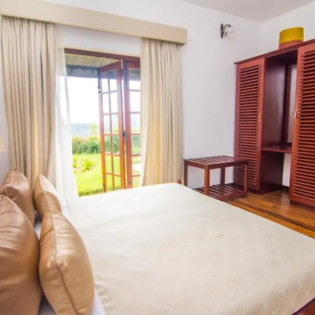 Bed & Breakfast The Glenmor 4*