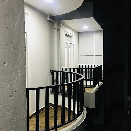 City Apartment *
