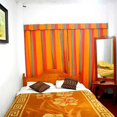 Guest house Kings Court