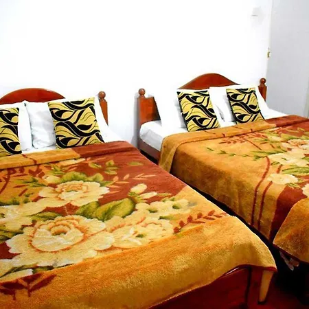 Guest house Kings Court