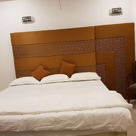 Rest Master Luxury Bunglaw Hotel
