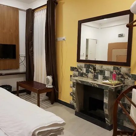 Hotel Rest Master Luxury Bunglaw 2*