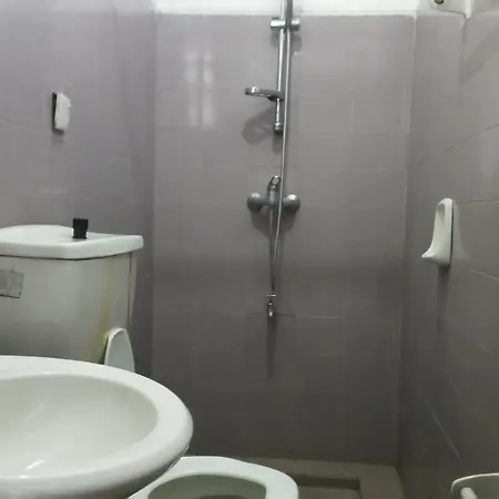 Crown Homestay Nuwara Eliya