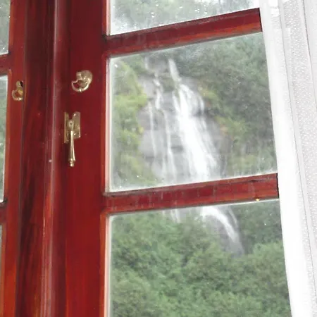 Ashley Nuwaraeliya Resort 3*