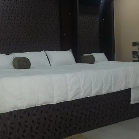 Hotel Rest Master Luxury Bunglaw 2*