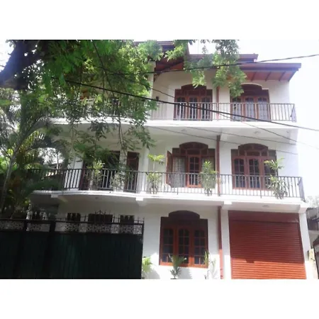 Vista Royal Guest Nuwara Eliya