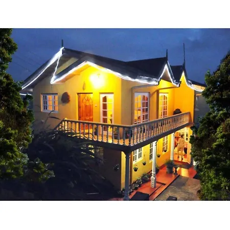 Vista Royal Guest