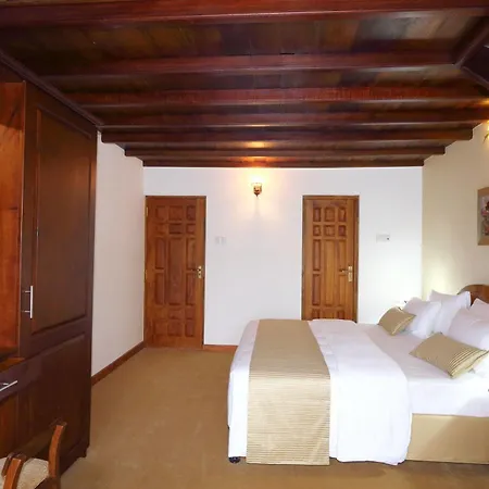 Hotel Albany