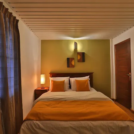 Lemas Holiday Villa *