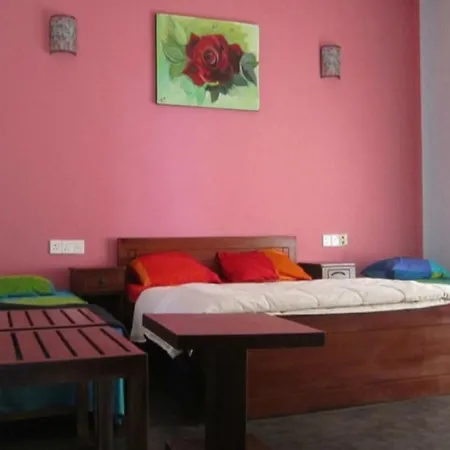 Resort Standard Double - Vishmis Rest Nuwara Eliya