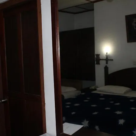 Silver Falls - Hotel