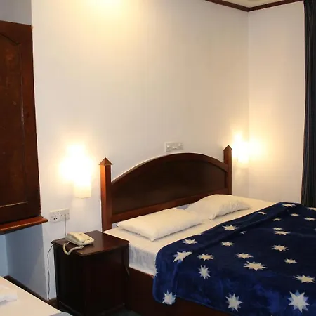 Silver Falls - Hotel