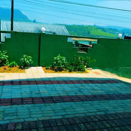 Hill Paradise 3*