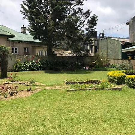 Hotel Royal Garden Nuwara Eliya