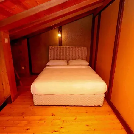 Hotel Alpine Nuwara Eliya