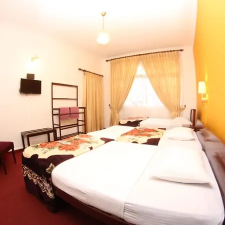 Sampath Hotel *