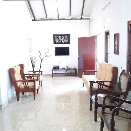 Sooriya Family Guest Guest house