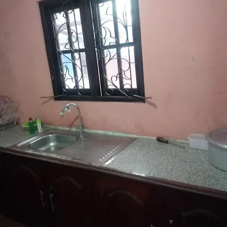 Guest house Salsburry Holiday