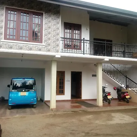 Guest house Salsburry Holiday Nuwara Eliya
