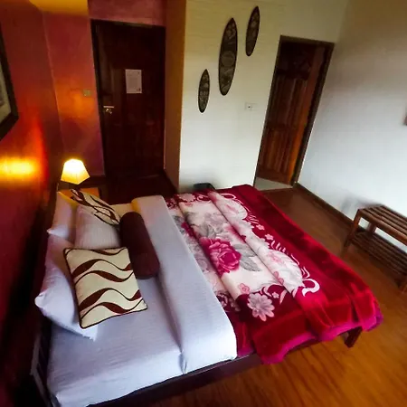 Hills Rest 3* Nuwara Eliya
