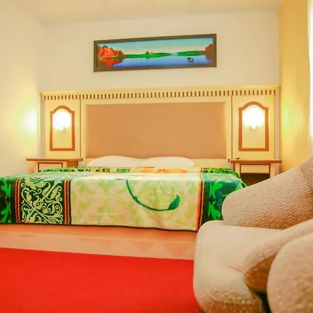 Suninton Holiday Bungalow Holiday home *