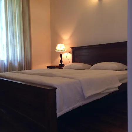 Guest house Lake View Bungalow - Nuwara Eliya