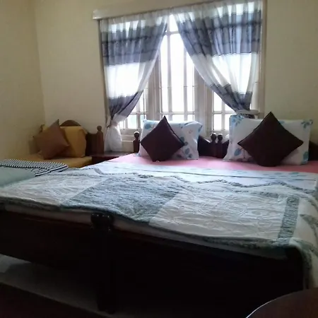 Hi Lanka * Nuwara Eliya