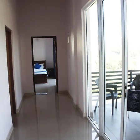 J's 3* Nuwara Eliya