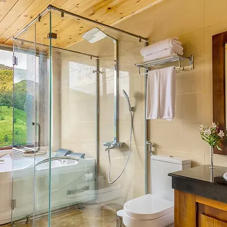 The Golden Ridge 5* Nuwara Eliya