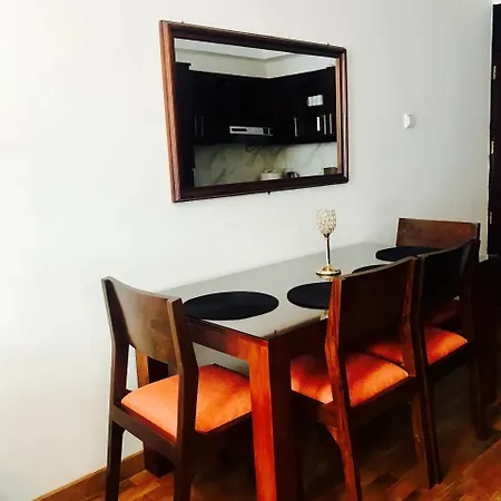 Shangri-la Apartment *