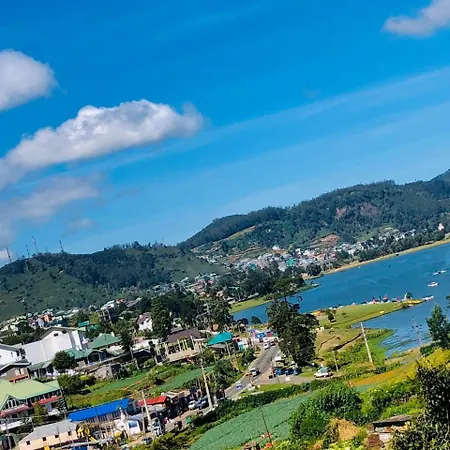 Hillcrest Homestay Nuwara Eliya