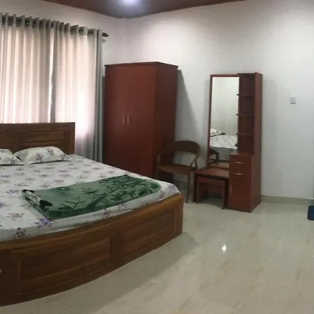 Little England Guest house 3*