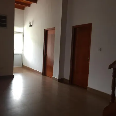 Mee Arana Nuwara Eliya