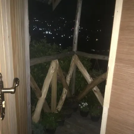 Bed & Breakfast Wood Cabana