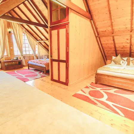 Hotel Sarah 3*