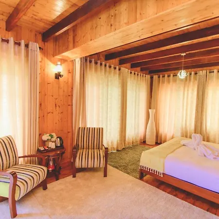 Hotel Sarah 3*