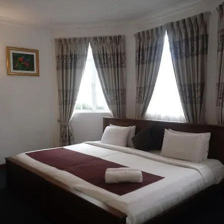 V & V Holiday Bungalow Nuwara Eliya