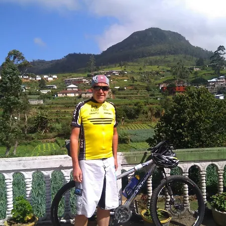 Homestay Avon Field Nuwara Eliya